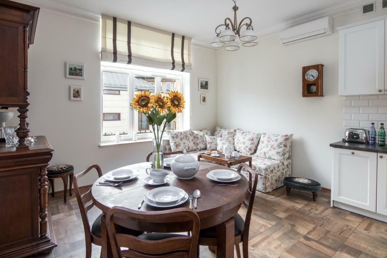 Cheerful Air Conditioned Apartment With Mezzanine And Parking - Old Town Krakau Buitenkant foto