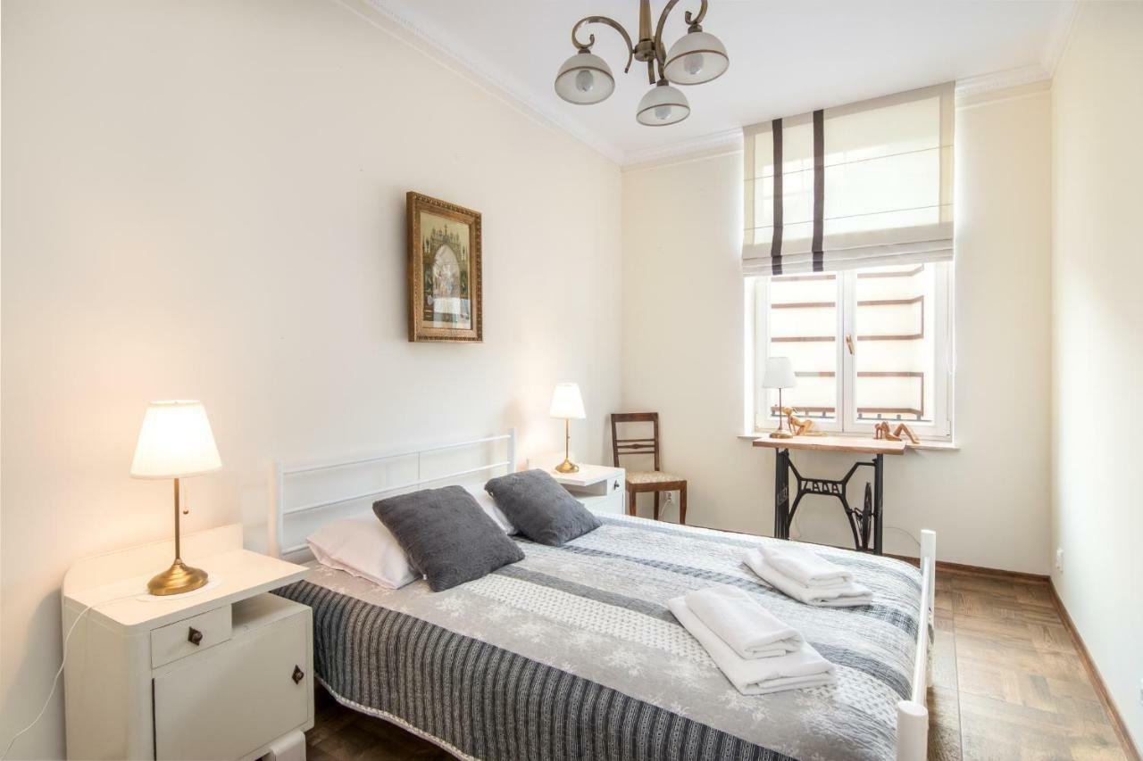 Cheerful Air Conditioned Apartment With Mezzanine And Parking - Old Town Krakau Buitenkant foto