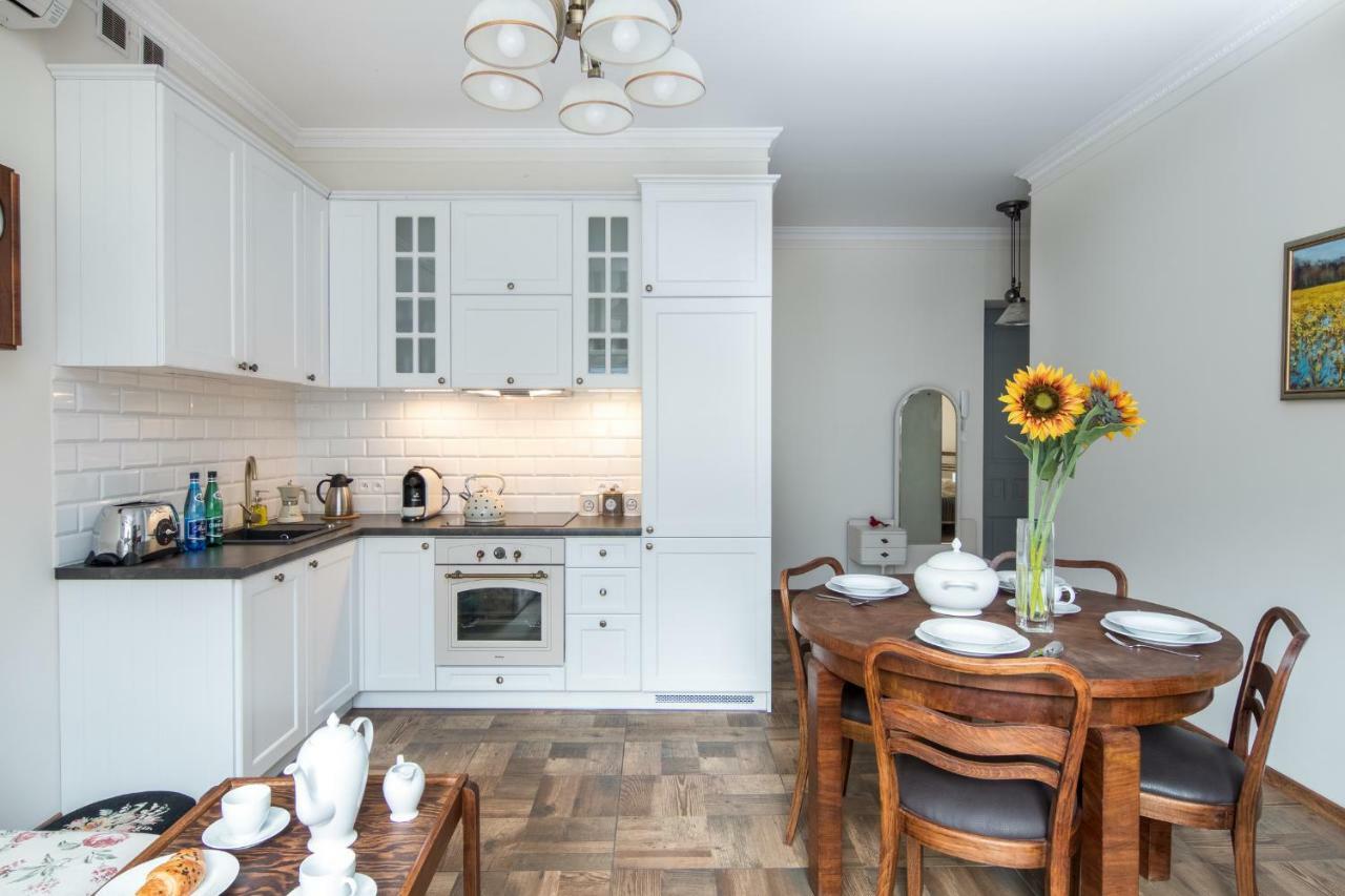 Cheerful Air Conditioned Apartment With Mezzanine And Parking - Old Town Krakau Buitenkant foto