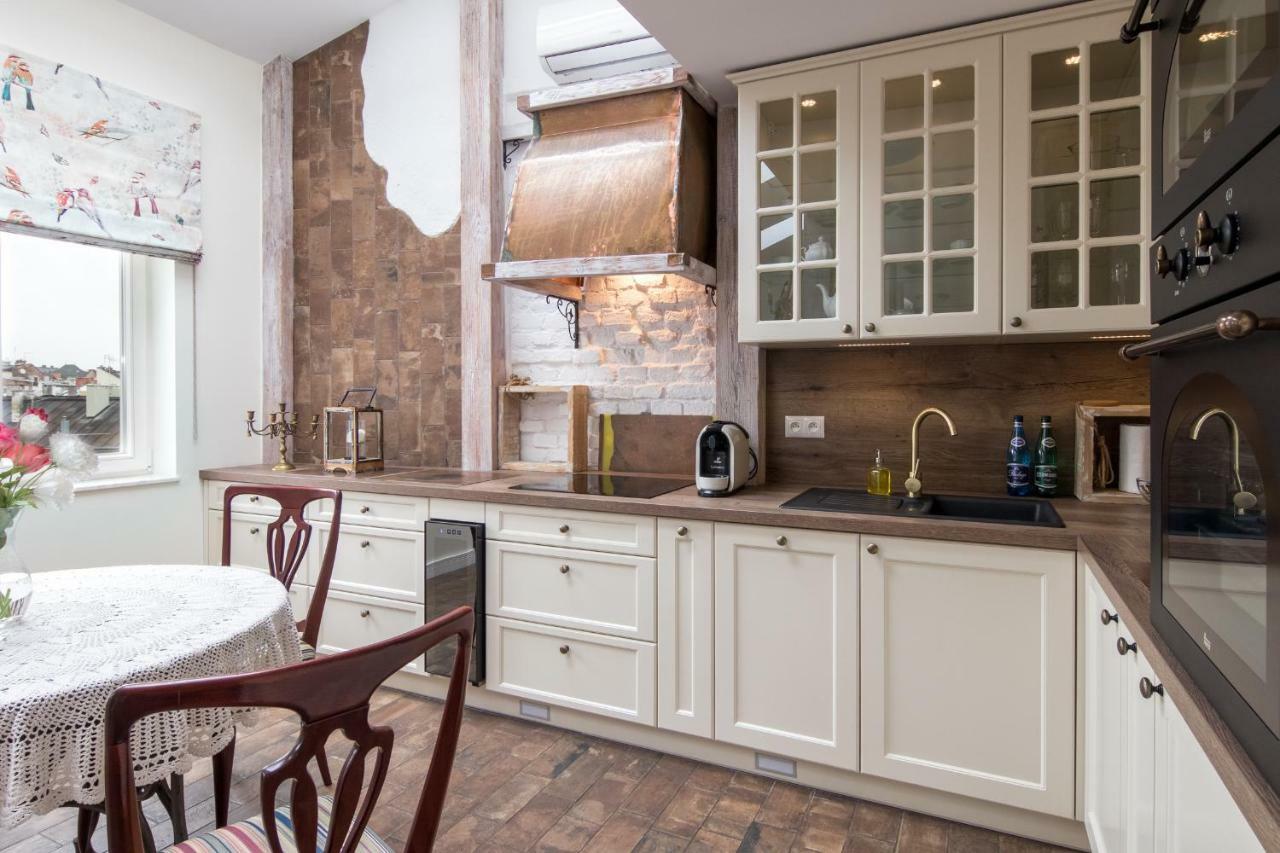 Cheerful Air Conditioned Apartment With Mezzanine And Parking - Old Town Krakau Buitenkant foto
