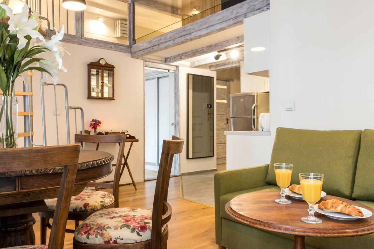 Cheerful Air Conditioned Apartment With Mezzanine And Parking - Old Town Krakau Buitenkant foto